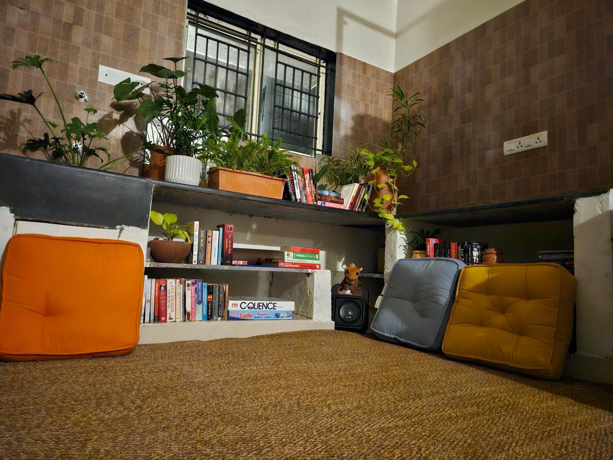 Benomadic Eco Hostel, Madikeri, Coorg Suntikoppa ภายนอก รูปภาพ